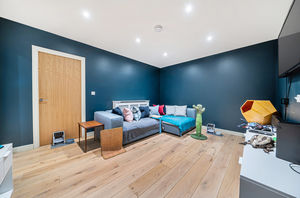 Photo 31- click for photo gallery